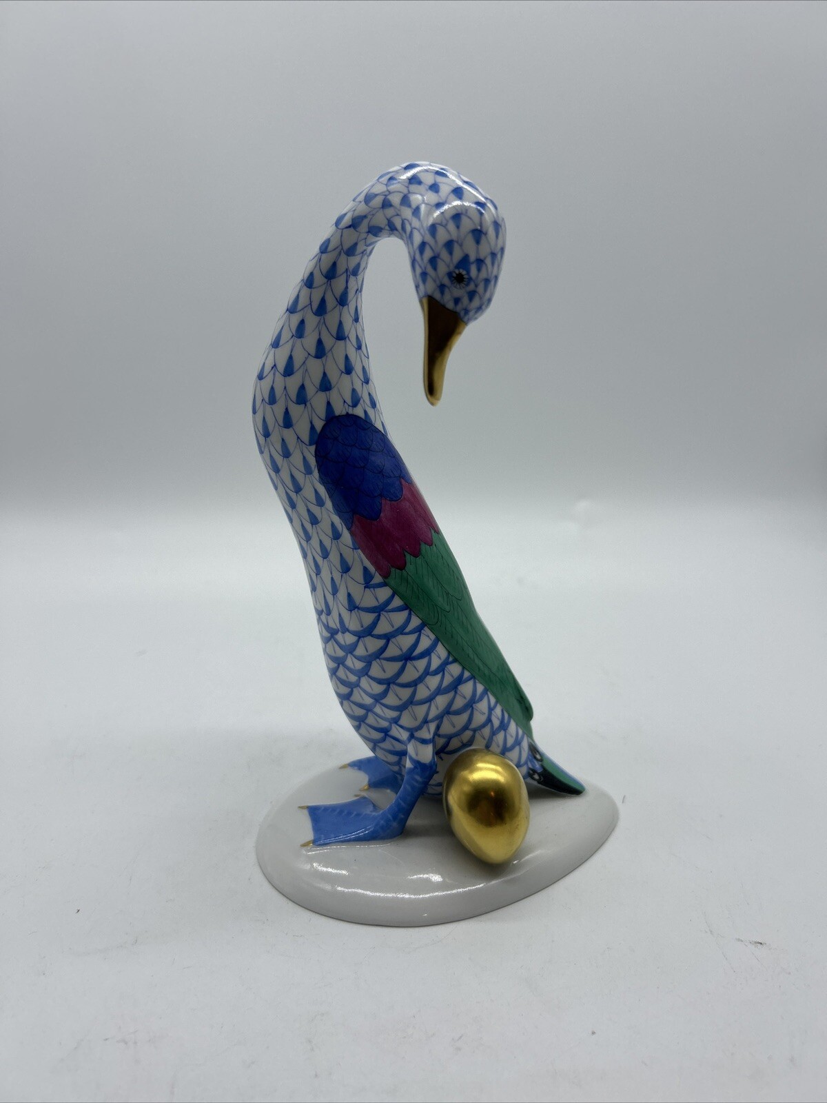 Herend Fishnet BLUE Goose with Golden Egg Excellent Condition – Hungary 7 1/2”