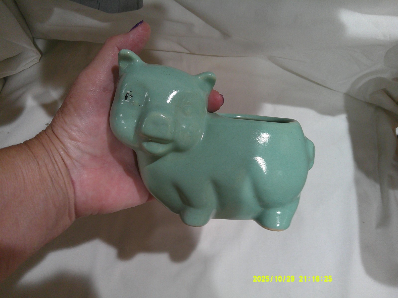 MCCOY mid century small pig planter green EUC