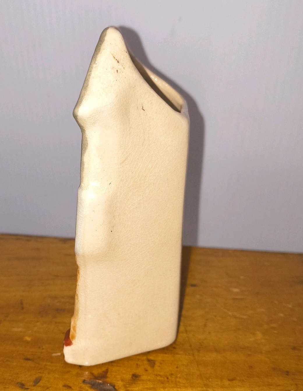 Vintage Victoria House Wall Pocket Vase 4.5″