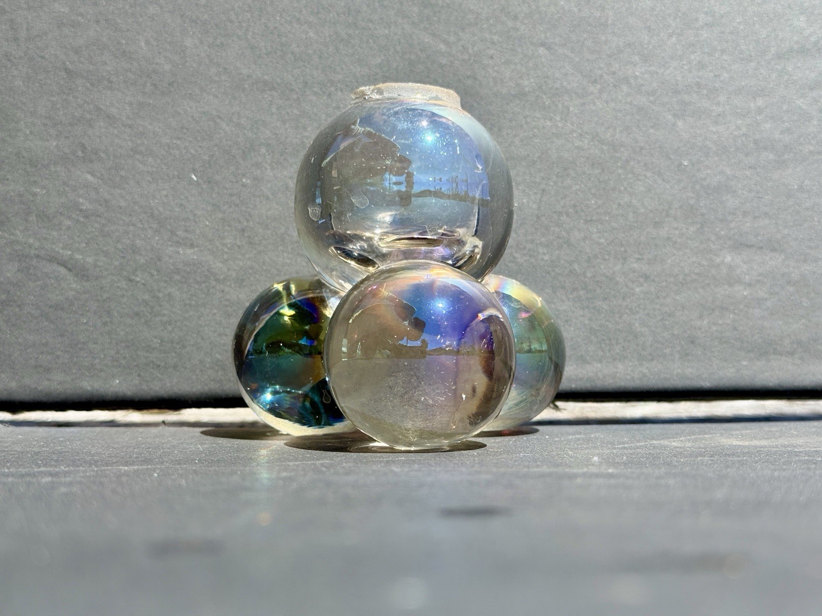 Antique Iridescent Glass Inkwell Soap Bubble 3 Ball Feet Vase Air Plant