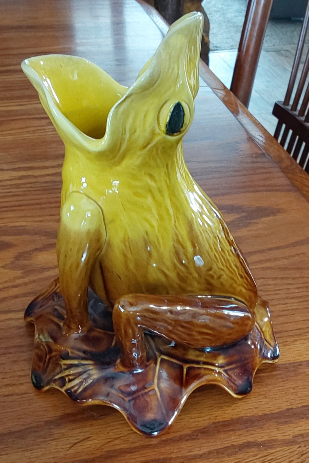 Unique Yellow Croaking Frog on Brown Lilly Pad Vintage Pottery Vase