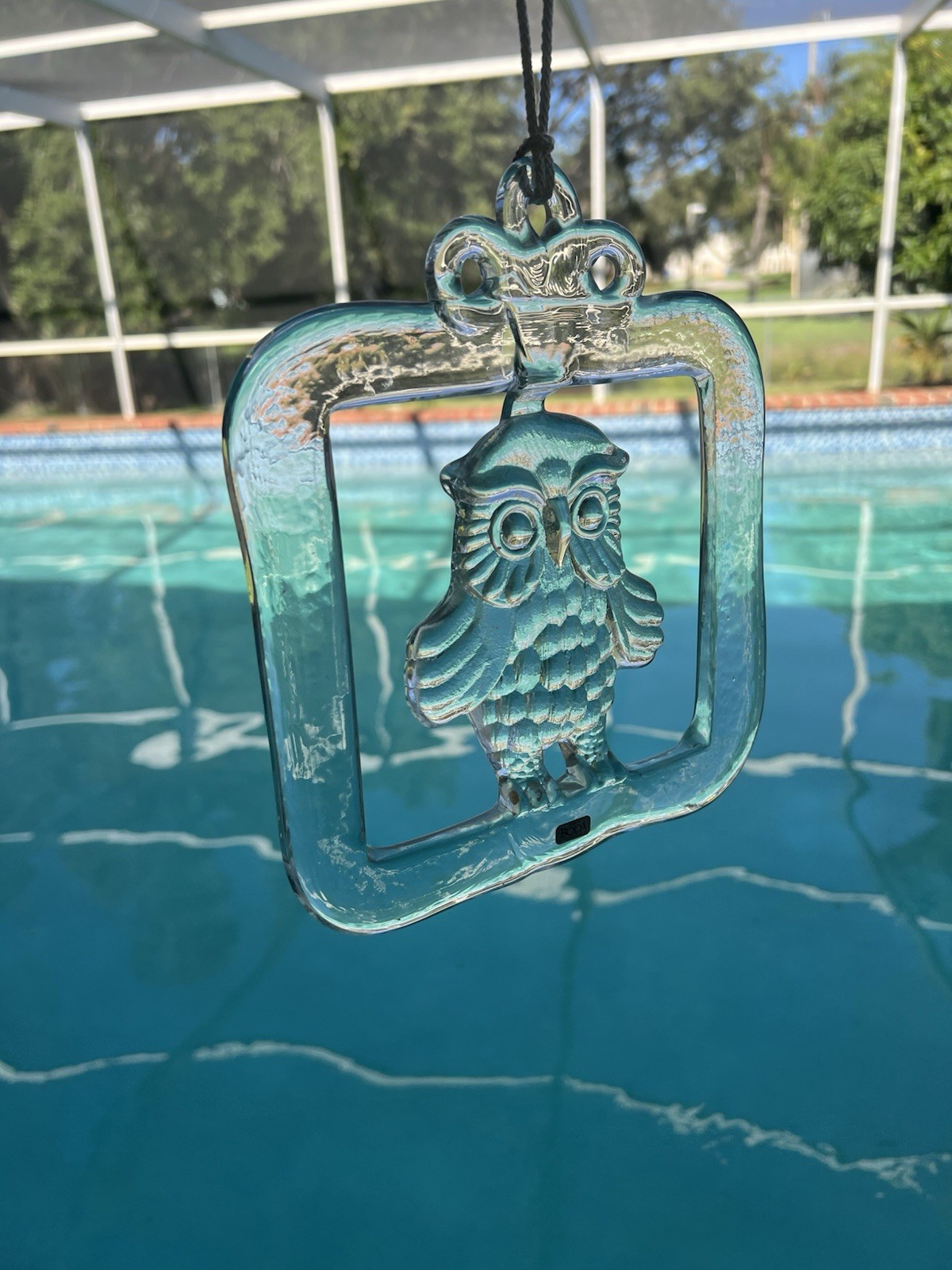Kosta Boda Glass Owl Suncatcher by Bertil Vallien – Swedish Art Glass