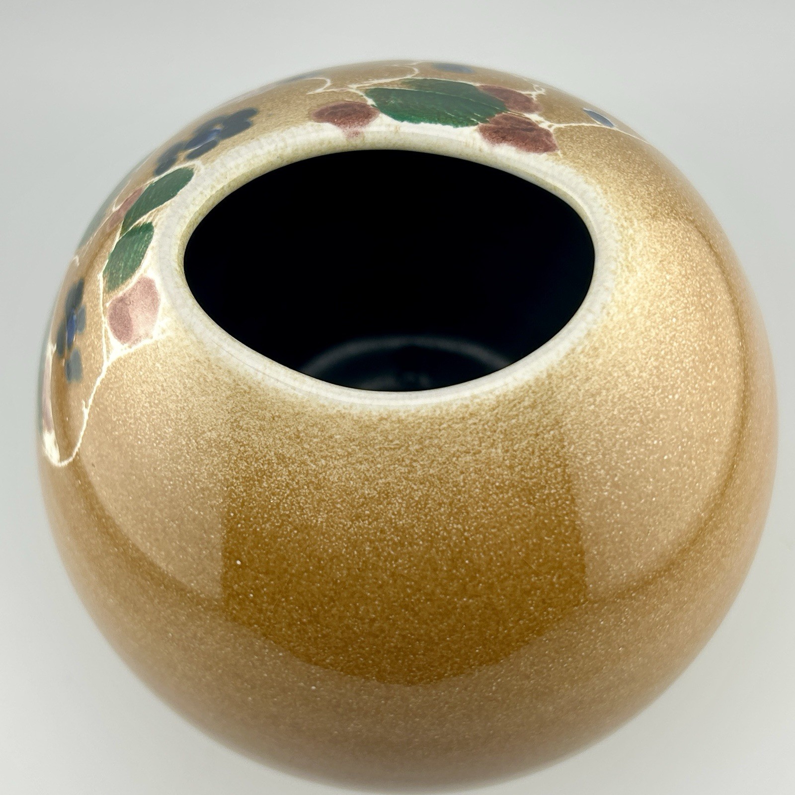 Studio Pottery Vase 6″ H Hand Thrown Floral Earth Tones Signed Sena