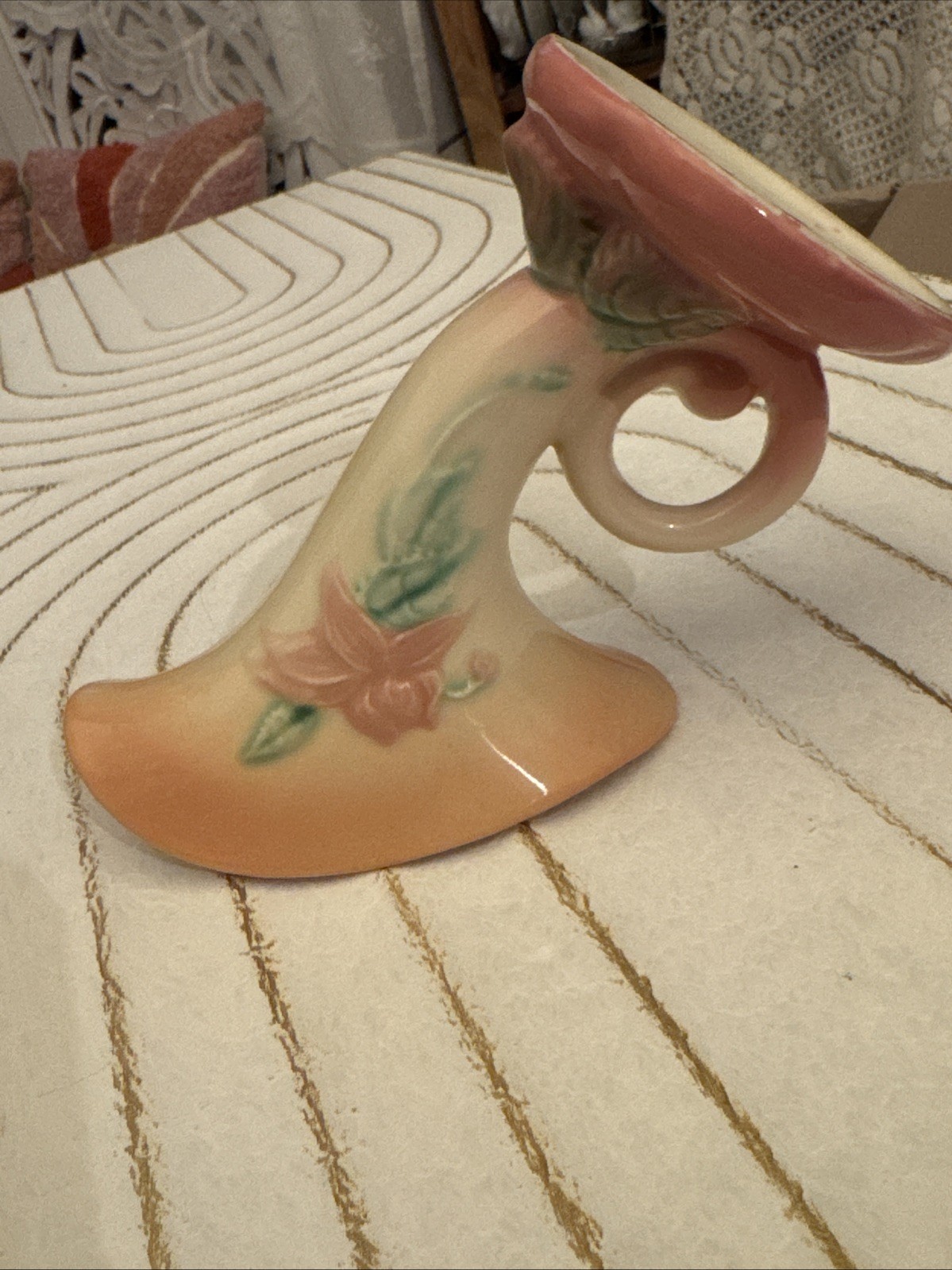 Hull Art Pottery Pretty Vase 1940s Vintage Gorgeous 5.5H USA Pink Green Peach