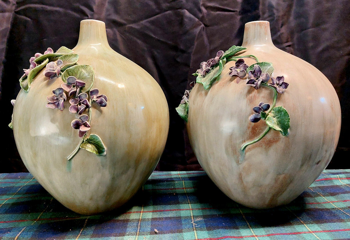PAIR Hand Thrown Round Vases Violets & Leaves True to Nature Life-Like 9″Dia