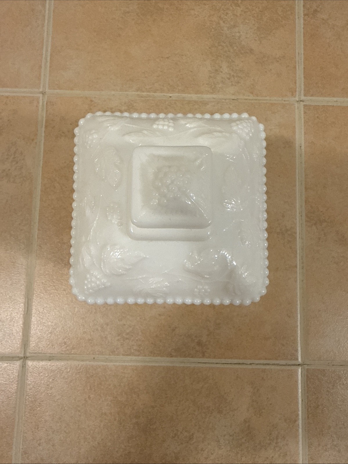 Vintage Westmoreland Milk Glass Paneled Grape Puff Box Candy Dish Beaded Edge