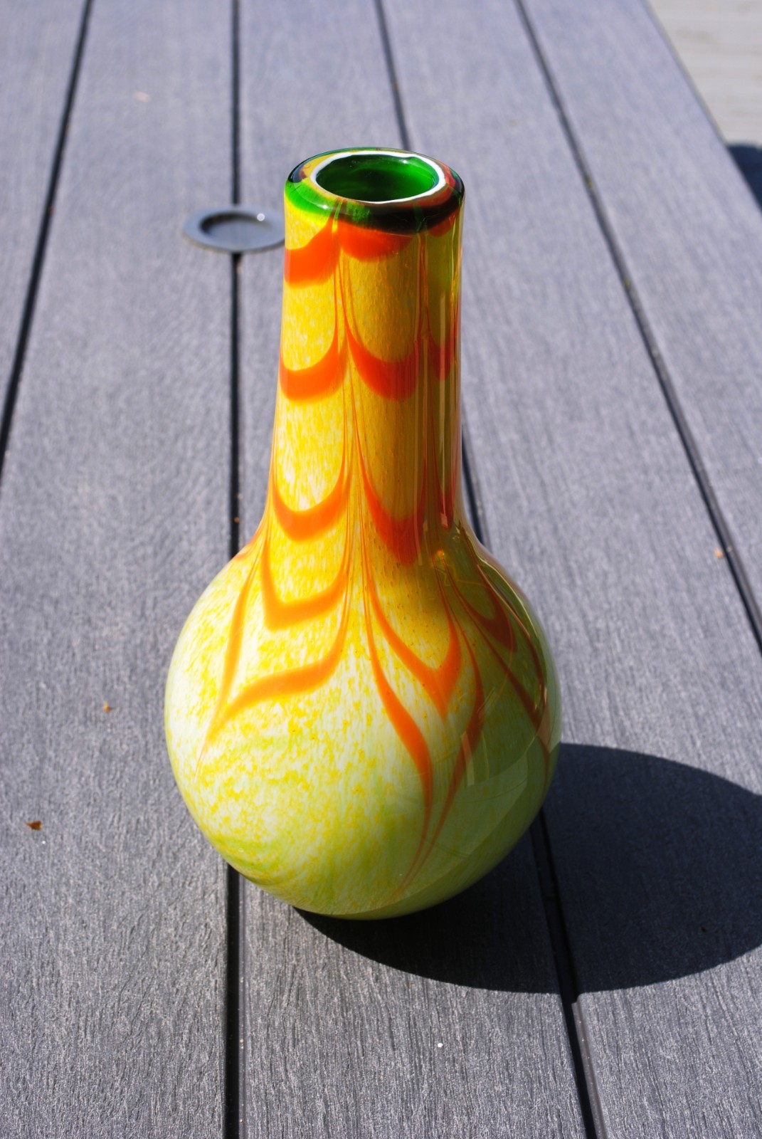 Fifth Avenue Ltd Swirl Yellow Green Hand Blown Glass Vase 12″