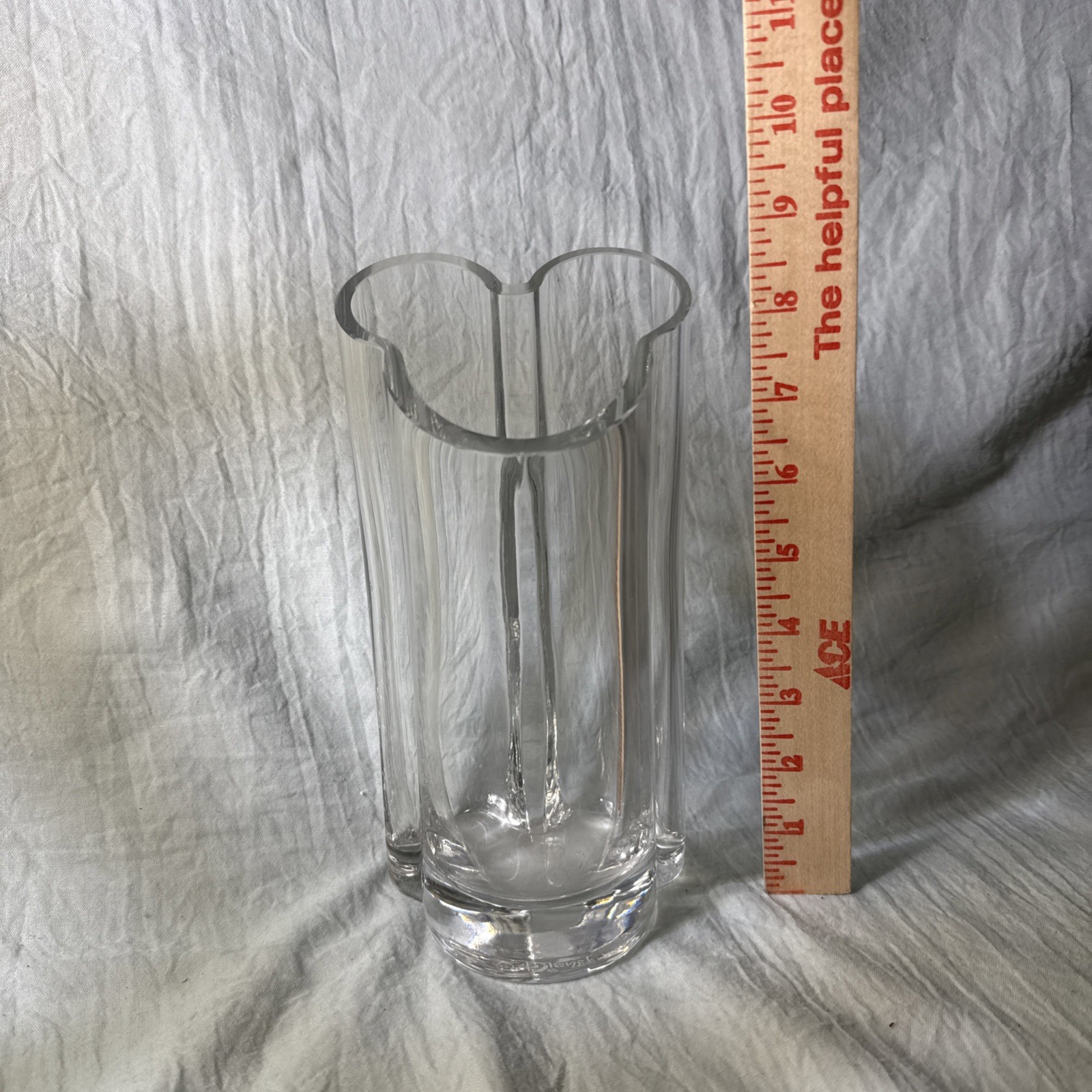 Disney Mickey Mouse Ears Crystal Glass Vase 8 3/4” Tall Made in Turkey Retired