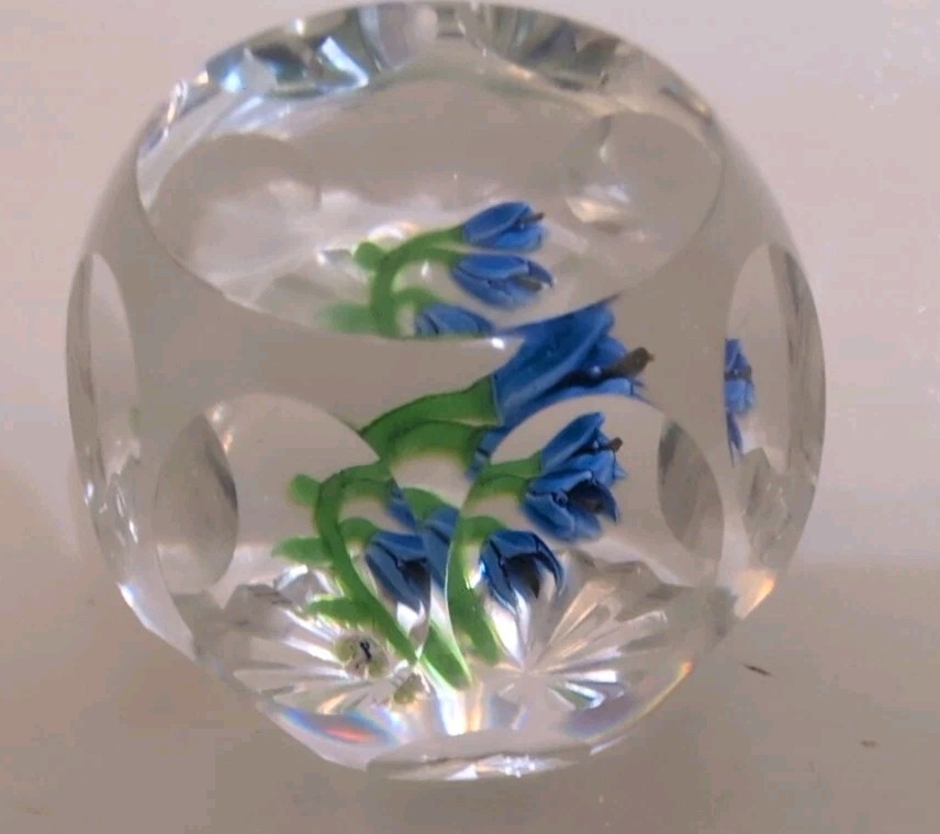 Perthshire Annual Collection 1978C Limited Edition Bluebell Faceted Paperweight