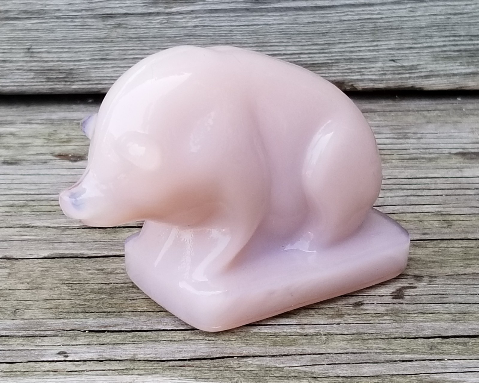Boyd Art Glass Suee the Pig Rosie Pink Pretty Glass Figurine Vintage 3″x2″