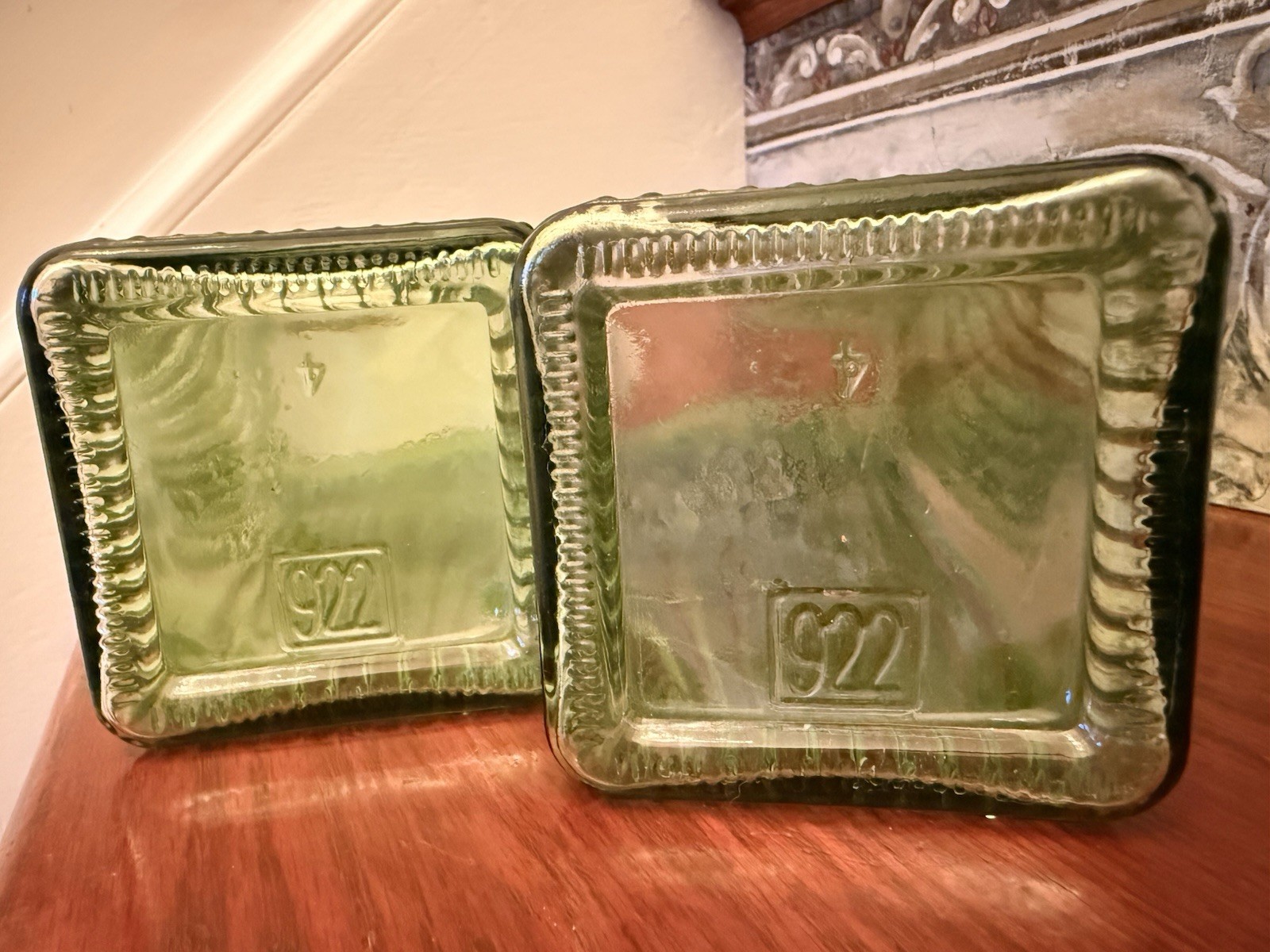 Vintage Ribbed Art Glass 9 in. Chartreuse Hourglass Shape Vase (922) Set Of 2