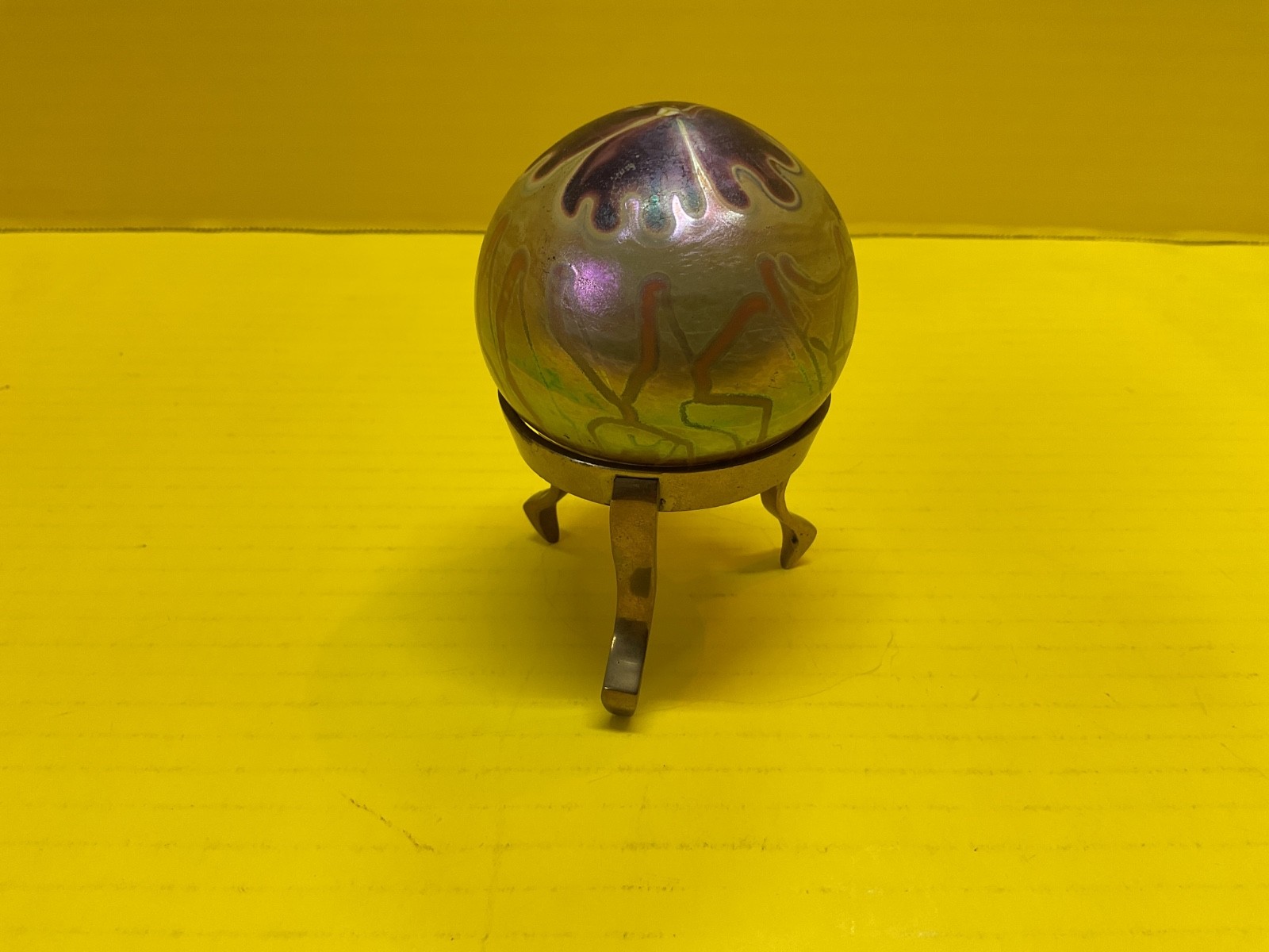Art Glass Stephen Fellerman Hand Blown Signed Irridescent Paper Weight & Stand