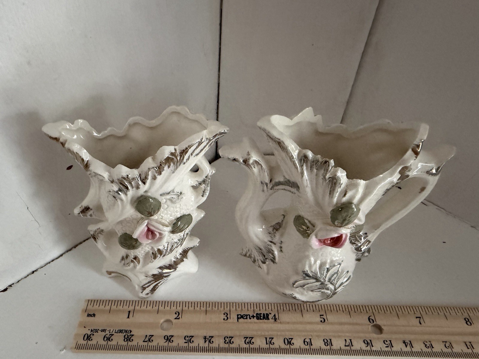 Empress 2-Piece Ceramic Bud Vase Set Floral Rose White Pink Gold Trim Japan