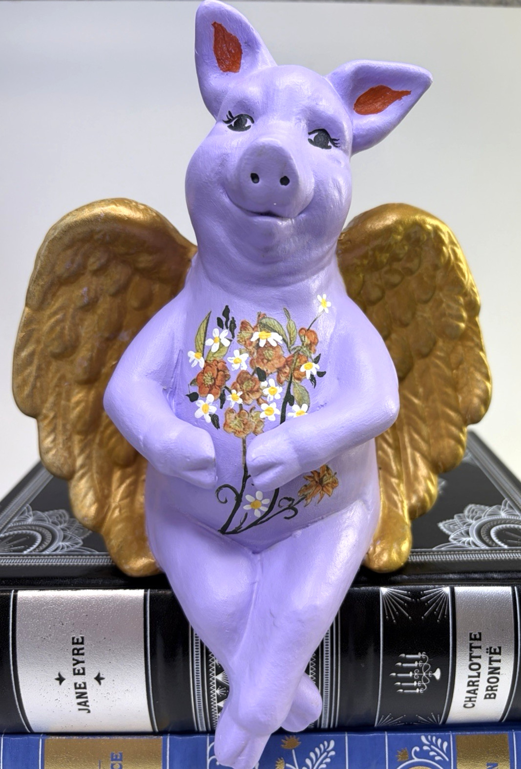 Lavender Pig Figurine Hand Painted w/Flowers & Wings Signed – Dopamine Decor