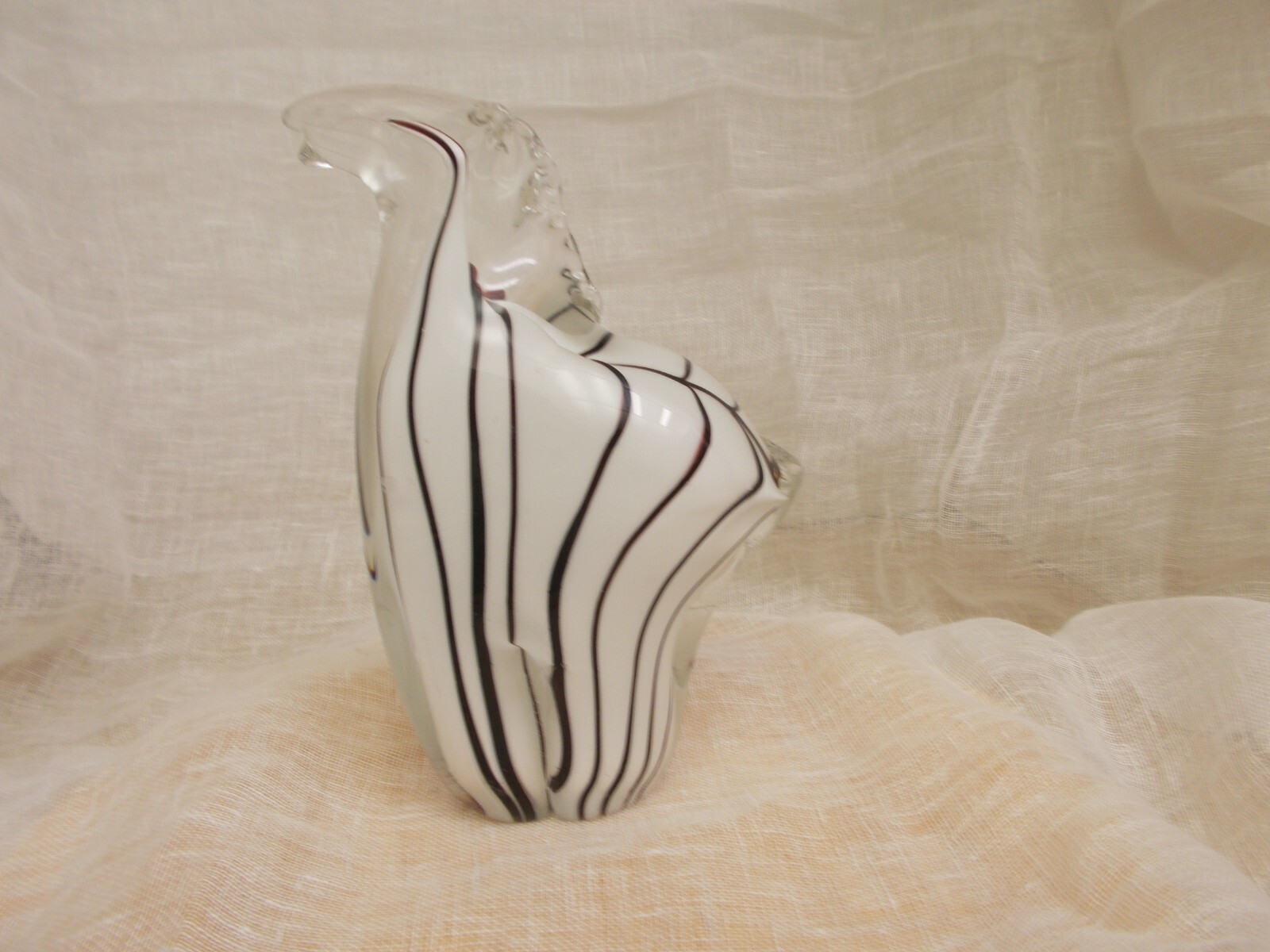 GLASS BLACK & WHITE ZEBRA ART GLASS PAPERWEIGHT /FIGURINE BY CRYSTAL CLEAR