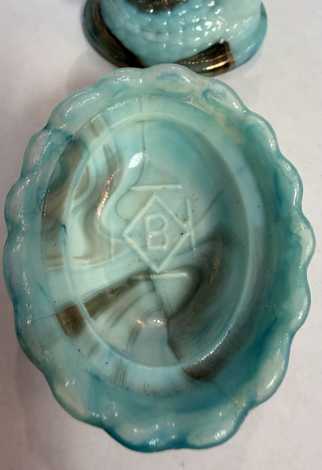 Boyd Glass Hen On Nest Salt Cellar Swirled Aruba Slag Aqua Bronze