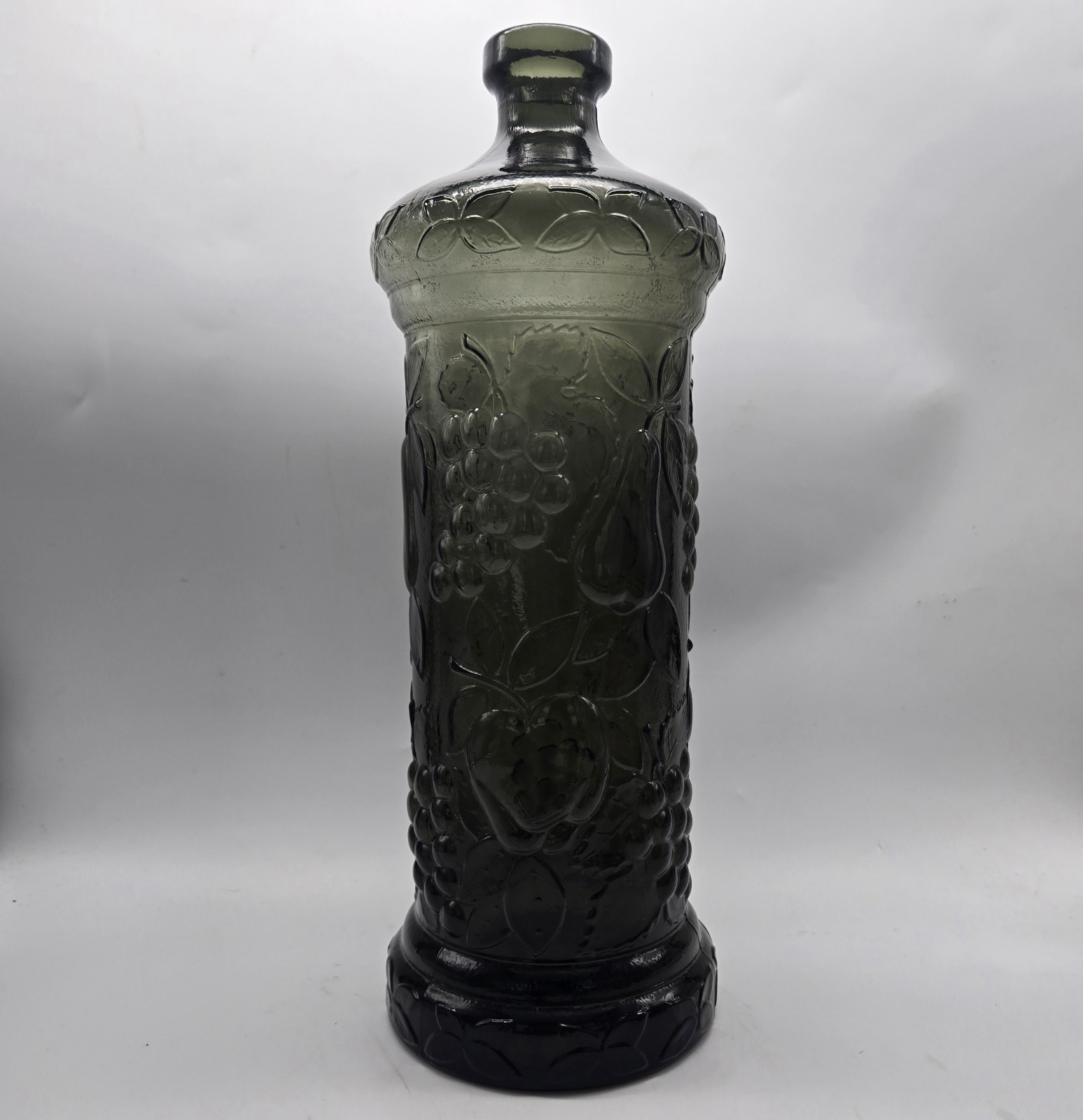 Rossini Empoli Glass Bottle 15″ Apples Fruit Decanter Smoke Gray Charcoal Vtg