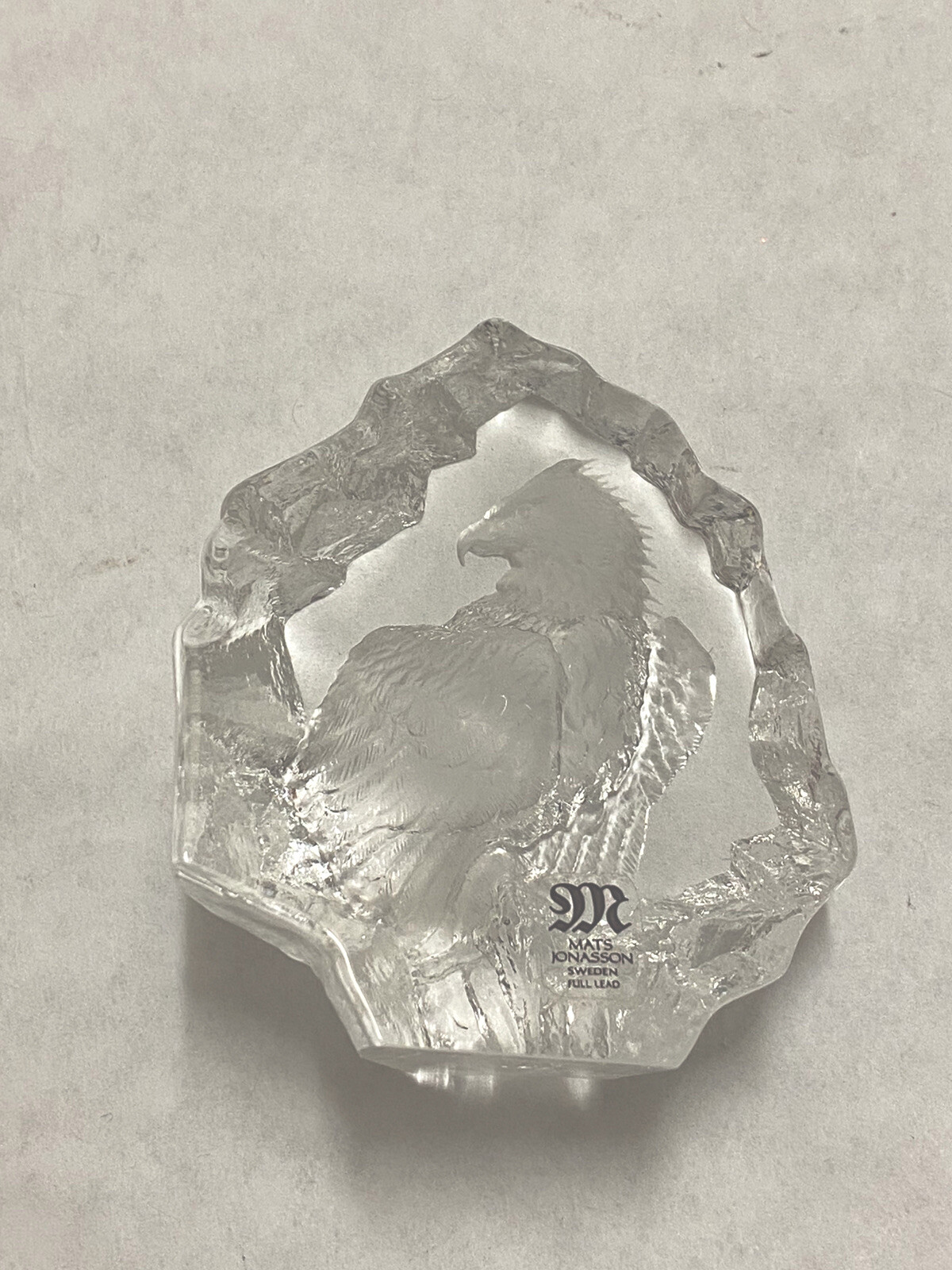 Mats Jonasson Full Lead Crystal Eagle Sculpture Sweden Clear Paperweight in Case