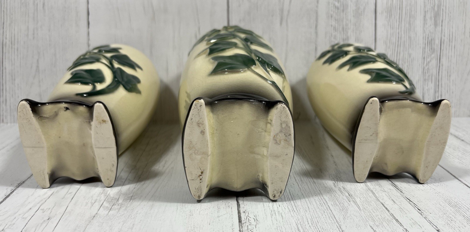 VINTAGE Ivy Leaf Vase Set 3 Cream Green Copeland Style Botanical Relief Art