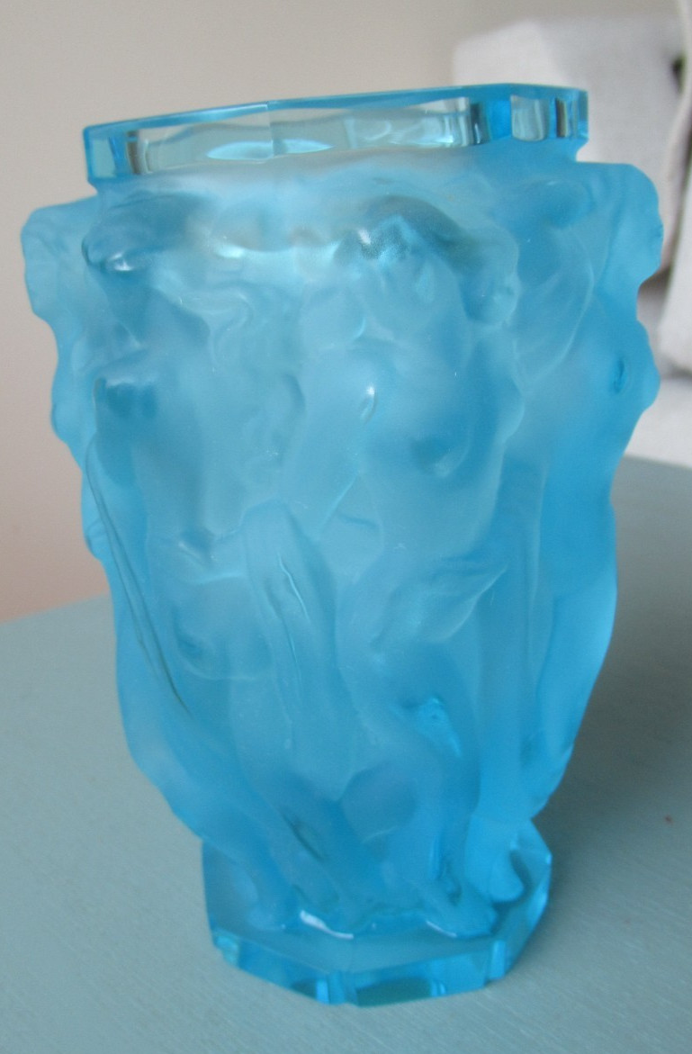 Frantisek Halama Czech Frosted Blue Art Glass Vase F.H. 60/2500 5.5″T RARE Blue