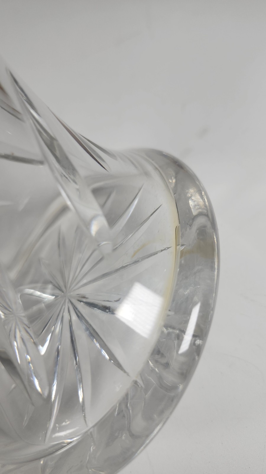 Large 10 3/4″ Cut Glass Crystal Vase Clear Floral Etched Starburst VTG Stunning!