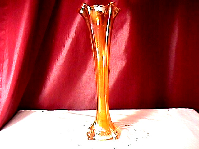 “FOUR PILLARS” 13″ X 3 1/4″ STAR BASE VASE DARK MARIGOLD CARNIVAL BY MILLERSBURG