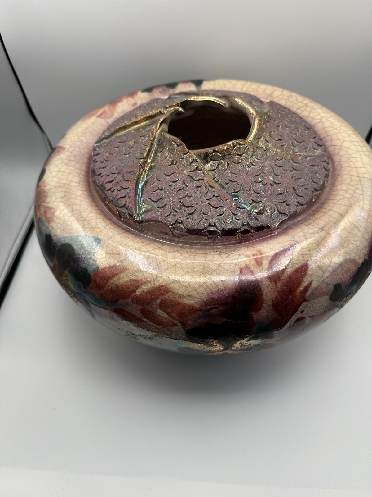 Large 12″ Signed Raku Art Pottery Squat Vase Metallic Pinwheel Aperture Rim