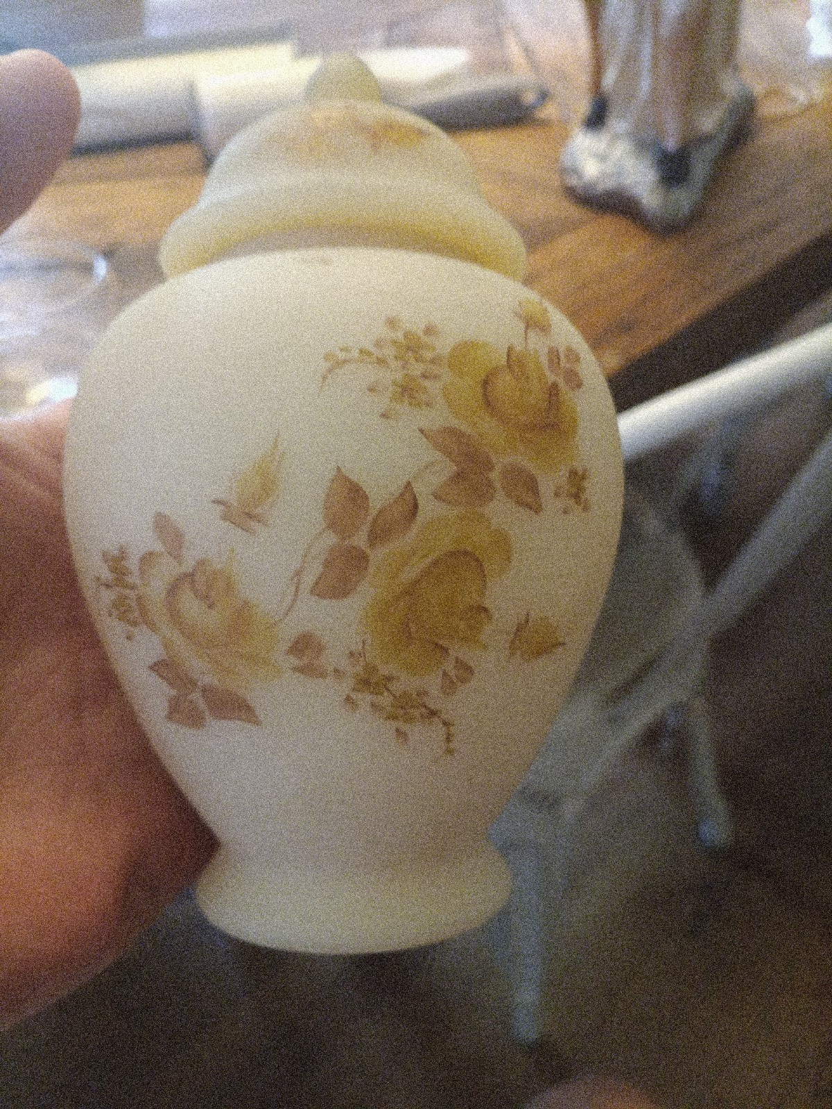 Vintage Fenton Hand-Painted CHOCOLATE ROSES 6″ Custard Ginger Jar