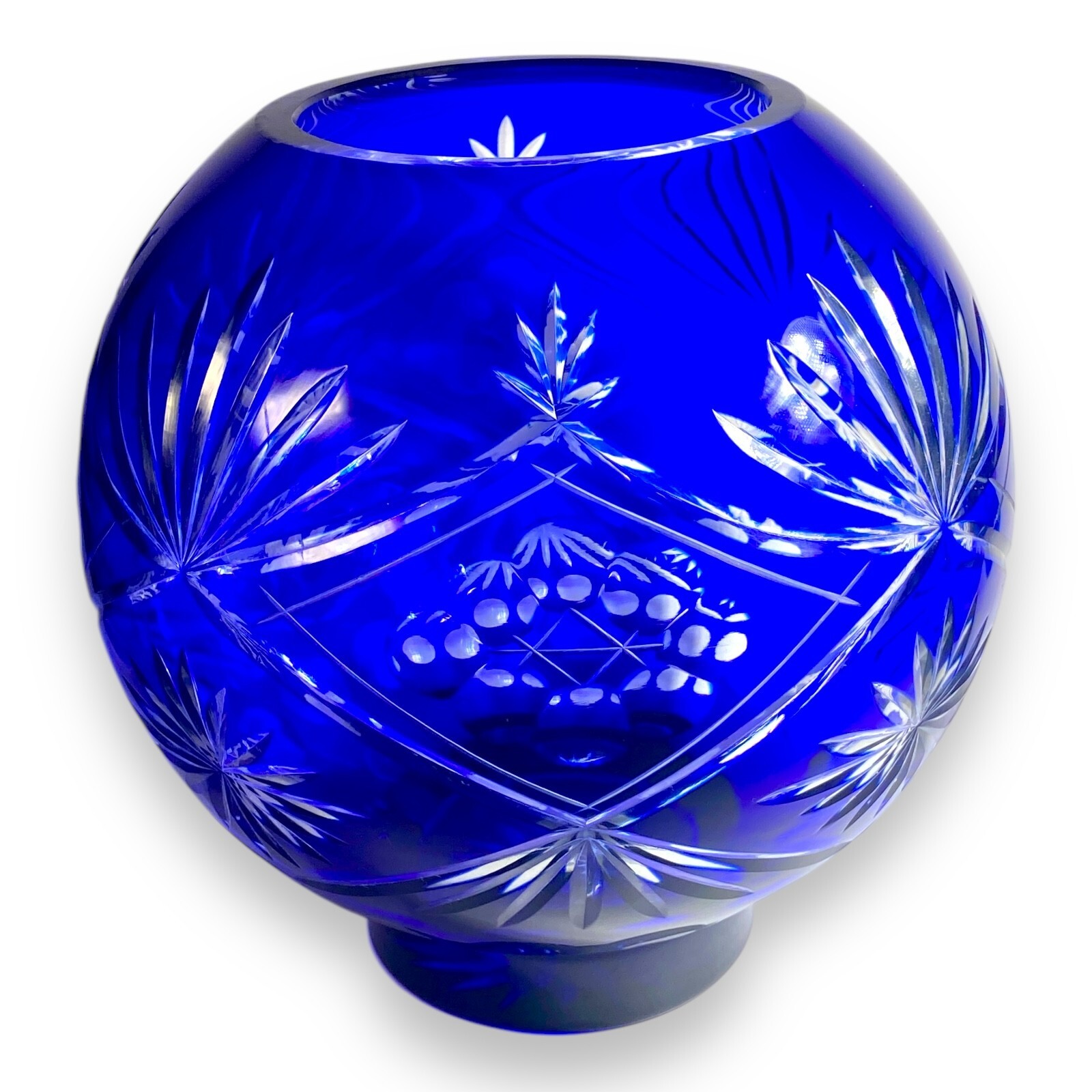 Vintage Bohemian Cobalt Cut-to-Clear Crystal Vase – 9.5″ Wheel Cut Design XL