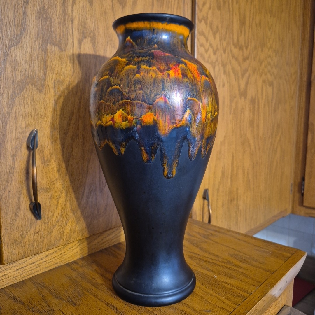 Haeger Pottery Vase #4030 BLACK MYSTIQUE 12in