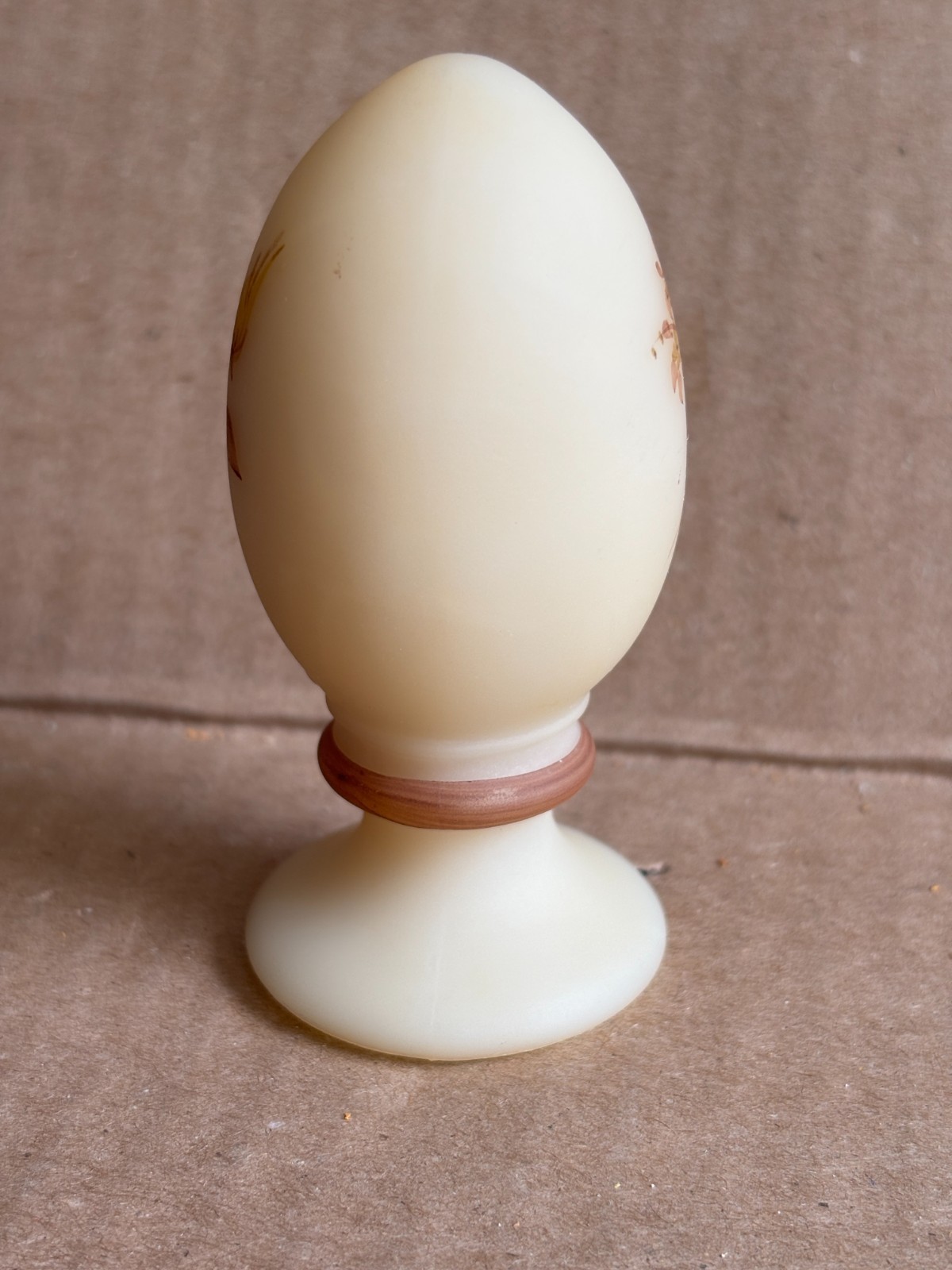 FENTON Custard Art Glass Egg Floral Design Signed By V Fielder