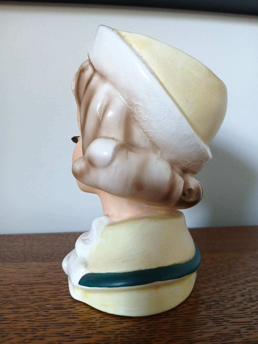 Beautiful, Vintage, Trimont Ware Lady Head Vase 5 3/4 inches Tall Pillbox Hat
