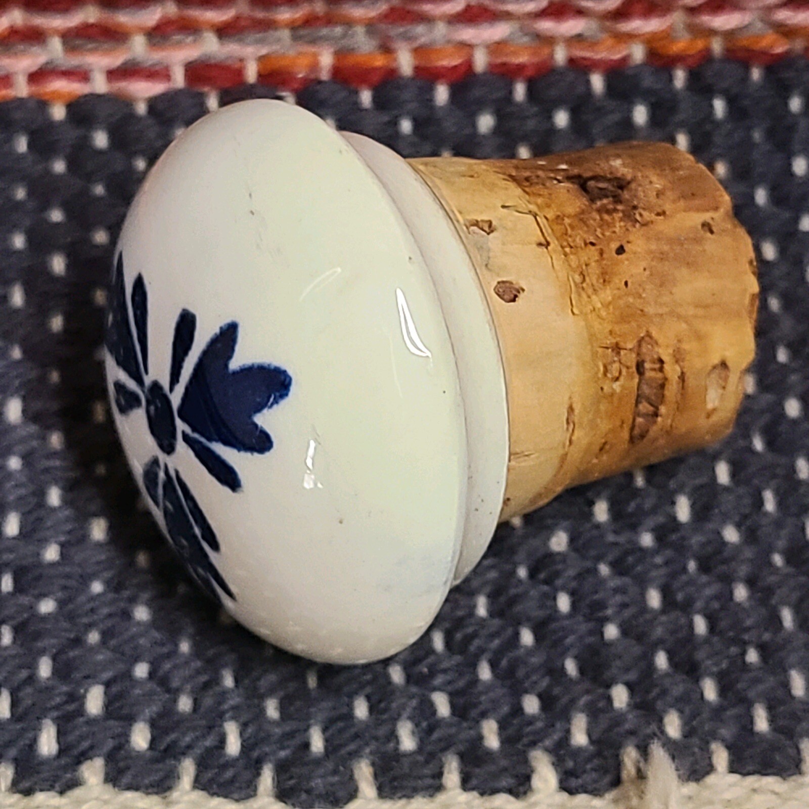 1950s Delft Blue Holland decorated ceramic bottle w/cork stopper Bols.
