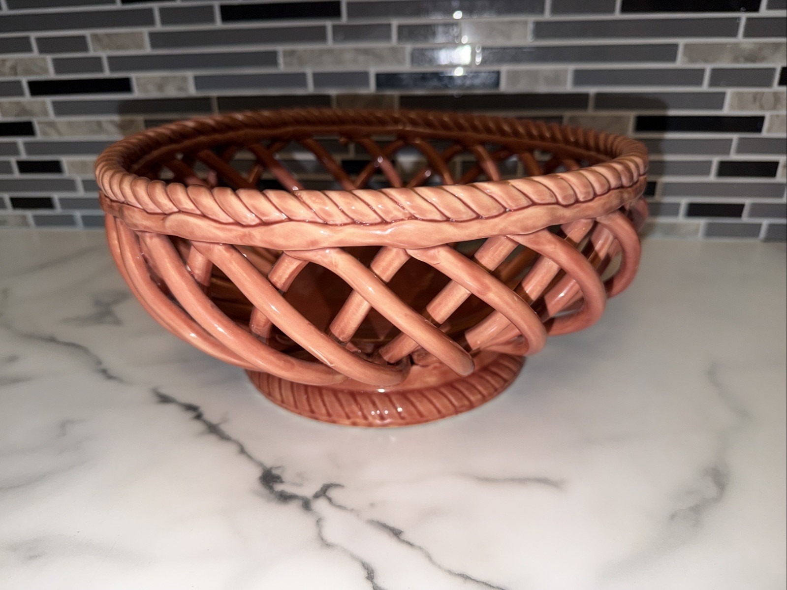 Espana Bread Basket Bowl Lattice Woven PINK Ceramic Lifestyle LARGE 10″