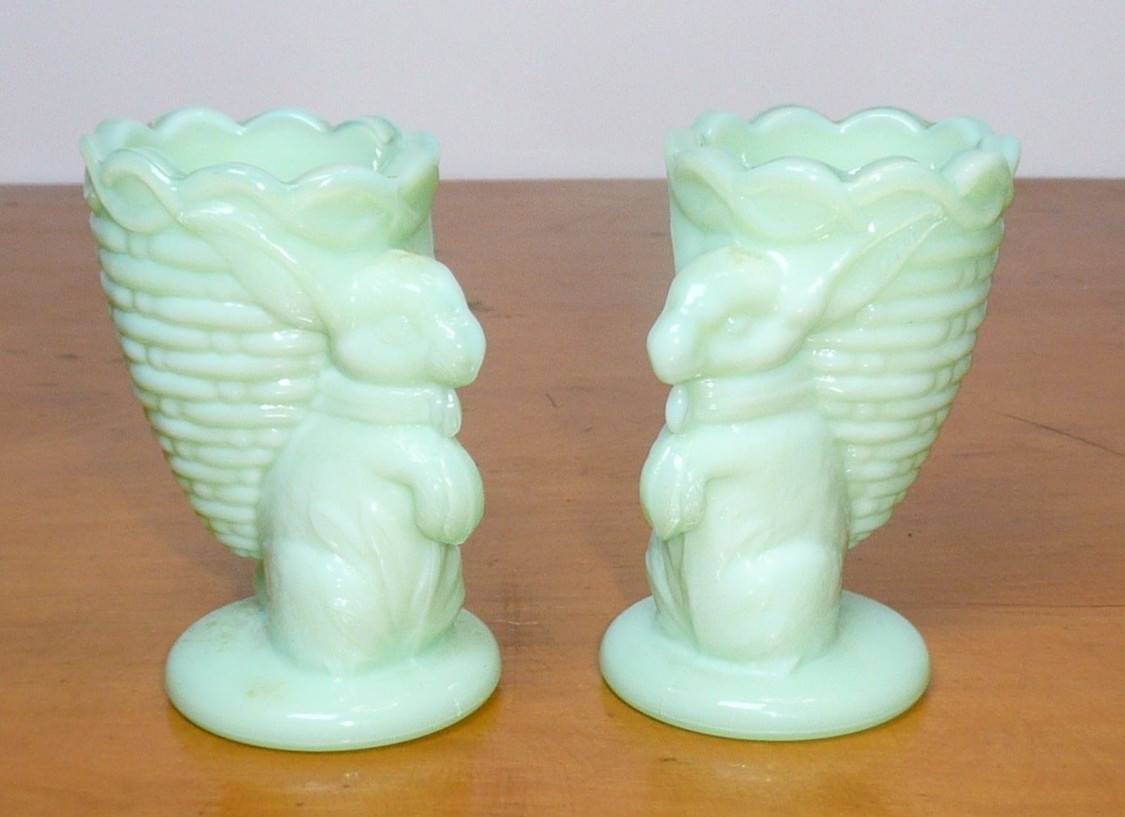 Pair Fenton Jadeite Green Glass Easter Bunny Egg Cups Basket Martha Stewart 3.5″
