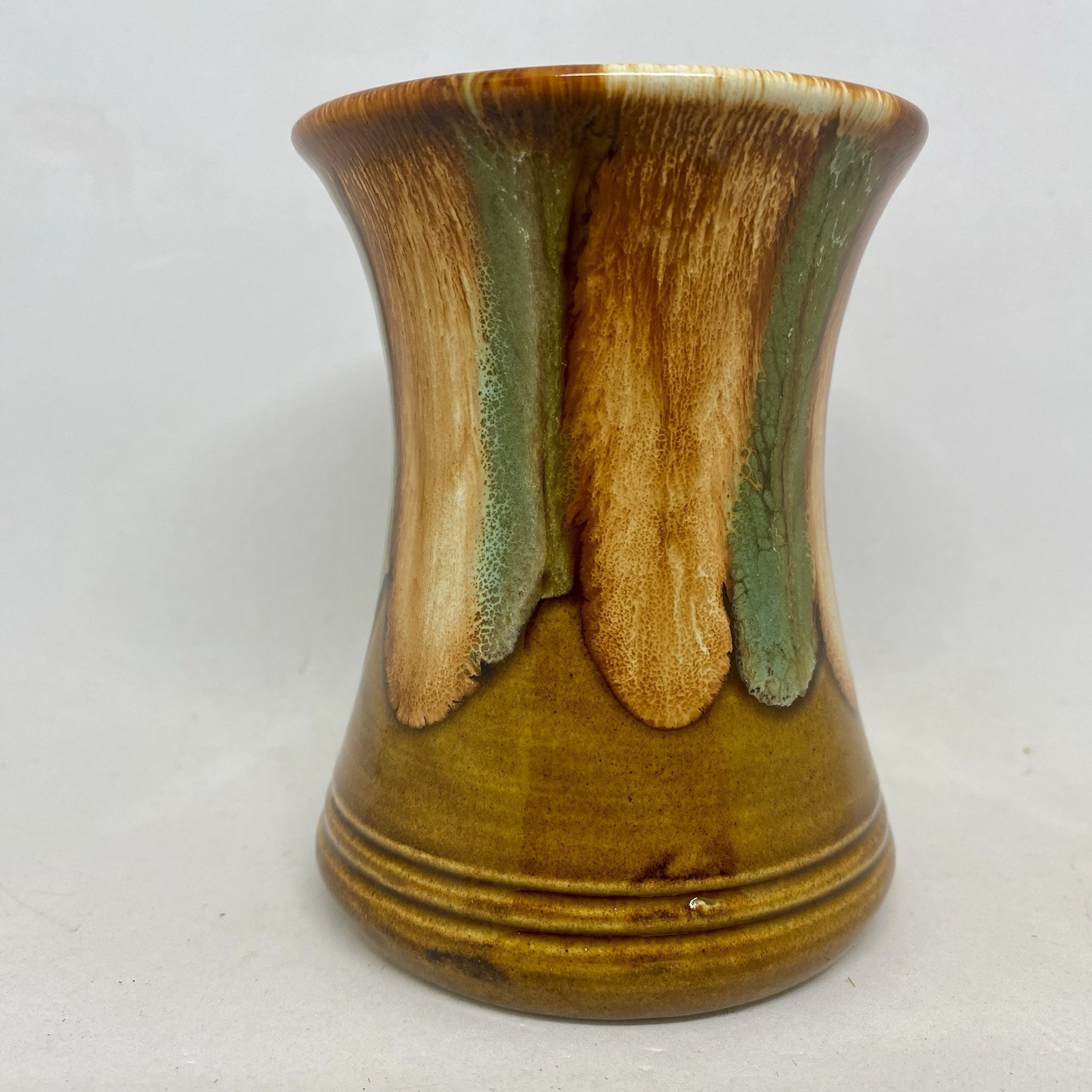 Vintage 1982 DRYDEN Hot Springs Arkansas POTTERY Vase Drip Glaze 4 1/8″T