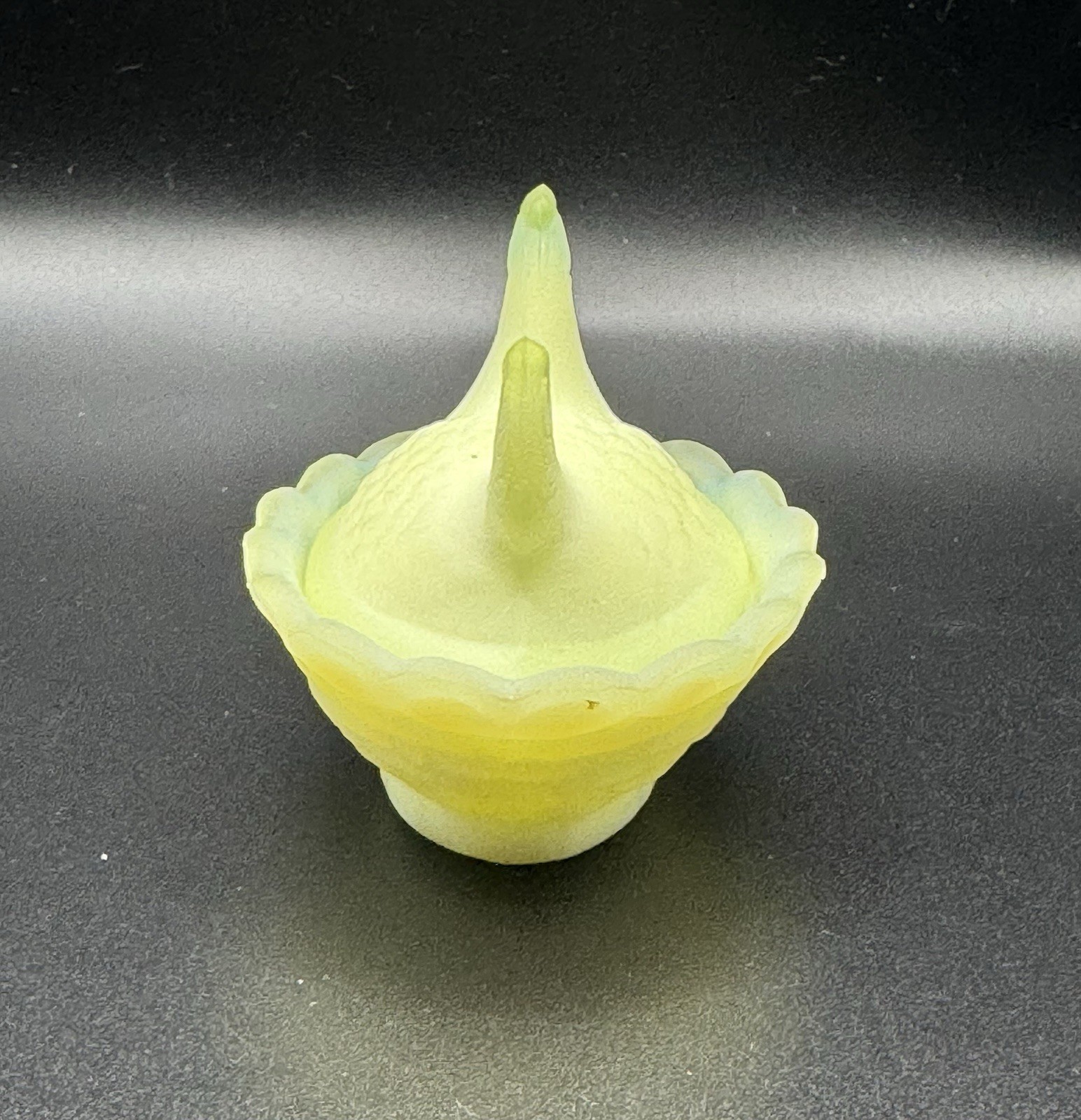 VTG Boyd Hen On A Nest Salt Cellar Mini 2” Pale Yellow Uranium Glass Glows