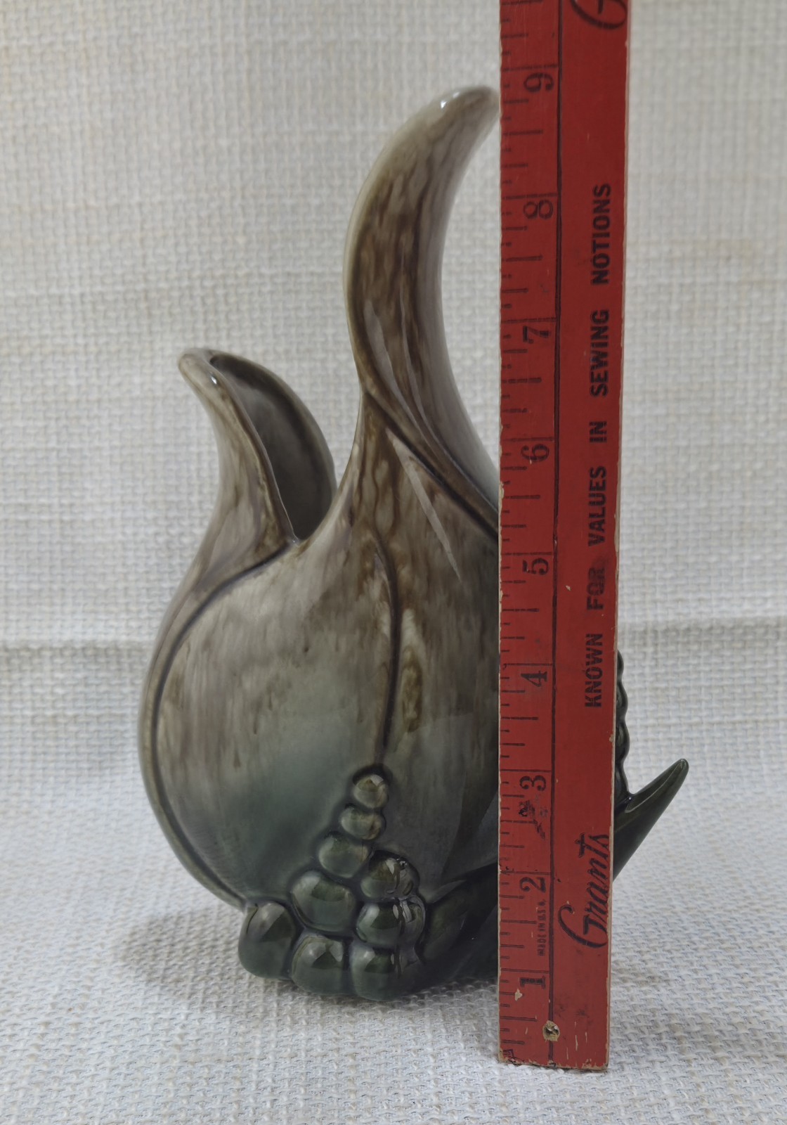 VTG USA Hull Pottery #109 Green Brown Nautical Seed Pod Vase Ebb Tibe Collection