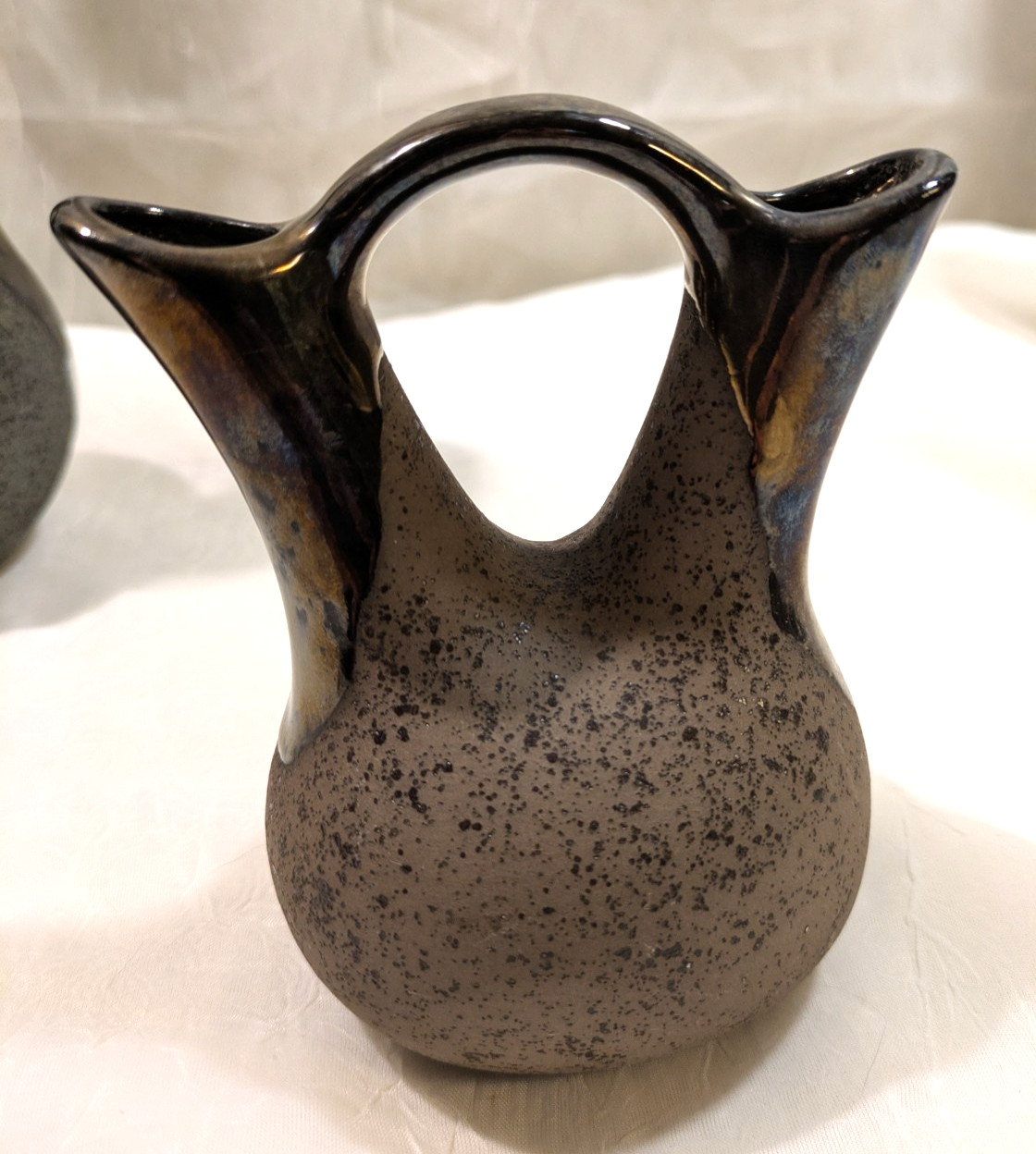 Unique Wedding Vase Style Pottery Retriever Pointer Bird Dog Cut Out Set of 2