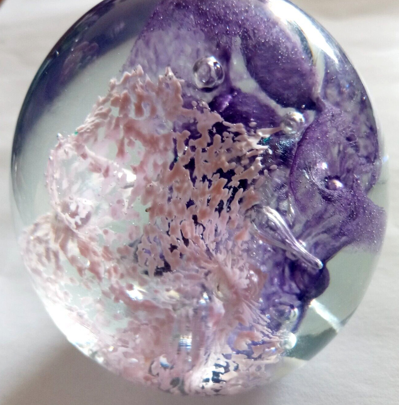 VTG ROBERT HELD ART GLASS SWIRLS CONTROLLED BUBBLES PAPERWEIGHT