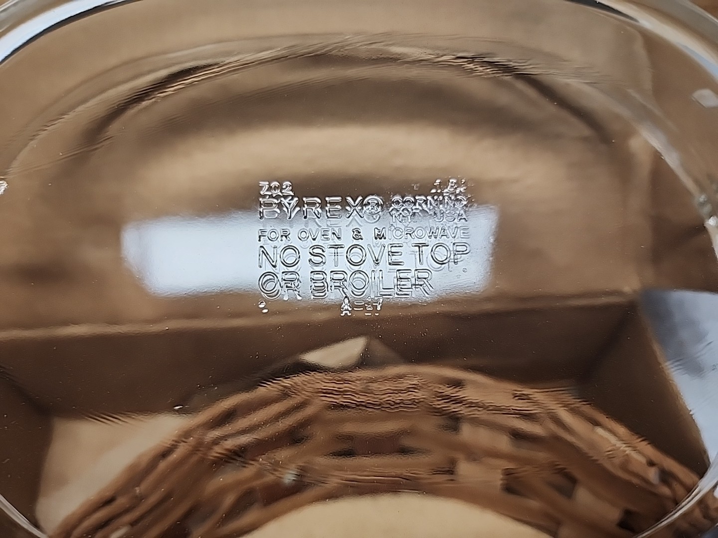 Vintage Pyrex 7020 Baker In A Basket 2QT Baking Dish & Woven Basket In Box New