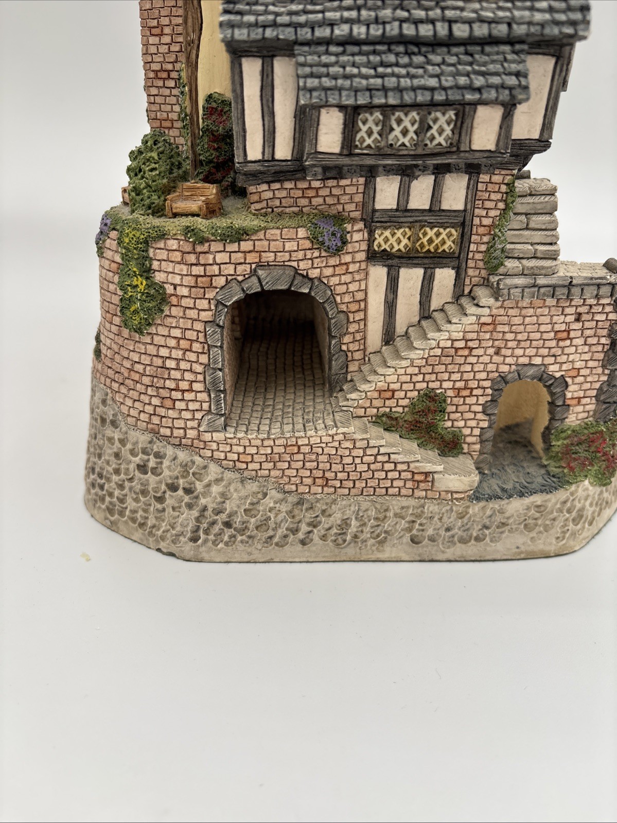David Winter Quindene Manor LE 937/3000 Cottage w/ Box Large 1994