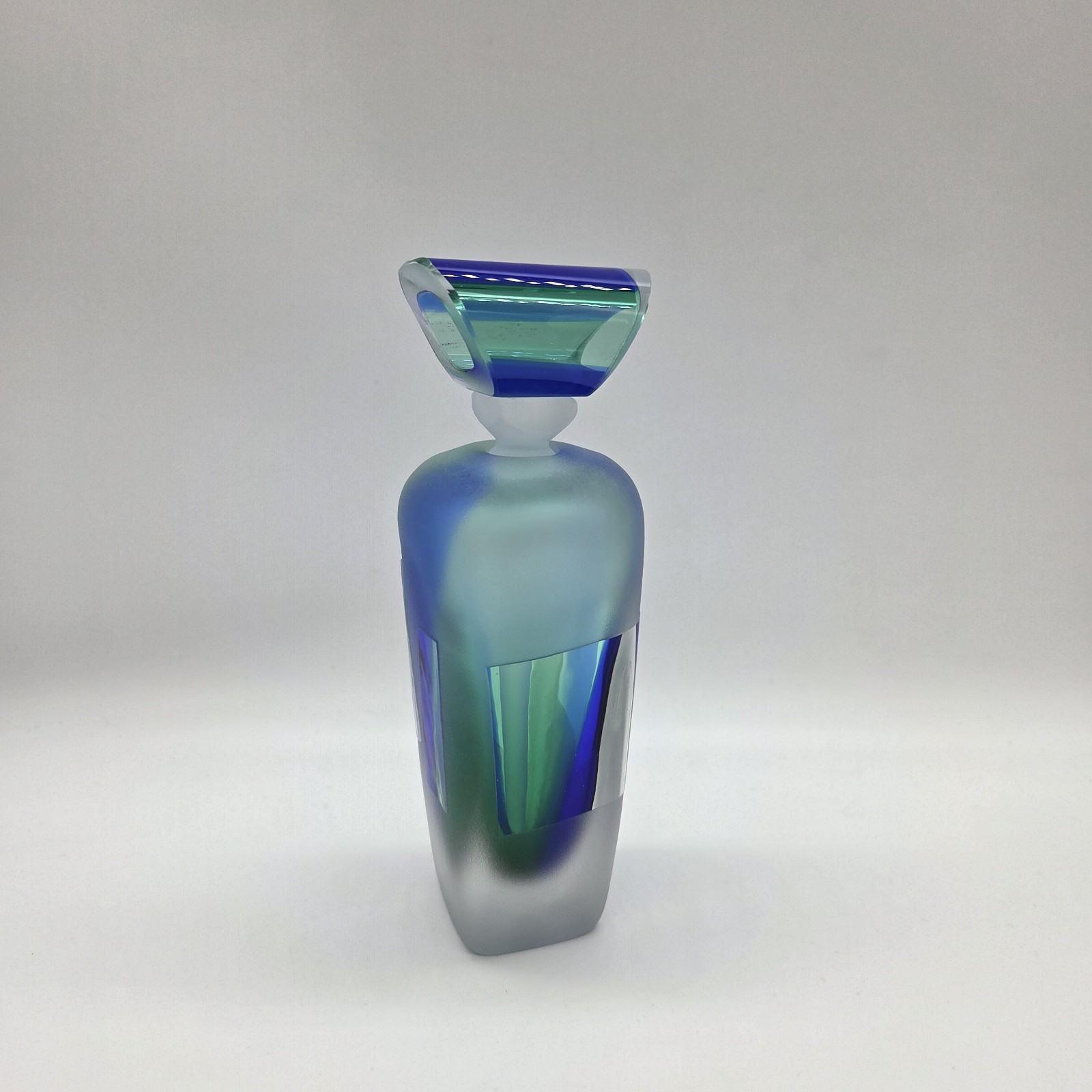 Vintage Jim & Connie GRANT Frosted Glass Blue/Green 5 1/4″ Perfume Bottle Signed