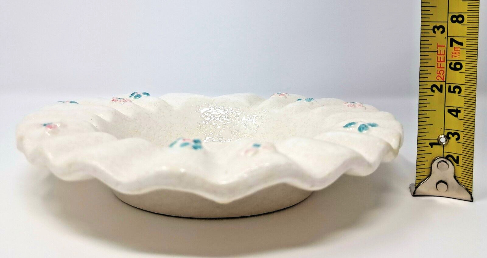 Hull 1956 Heart shaped Ashtray white w/ blue Butterfly 7″ wide vintage Pottery