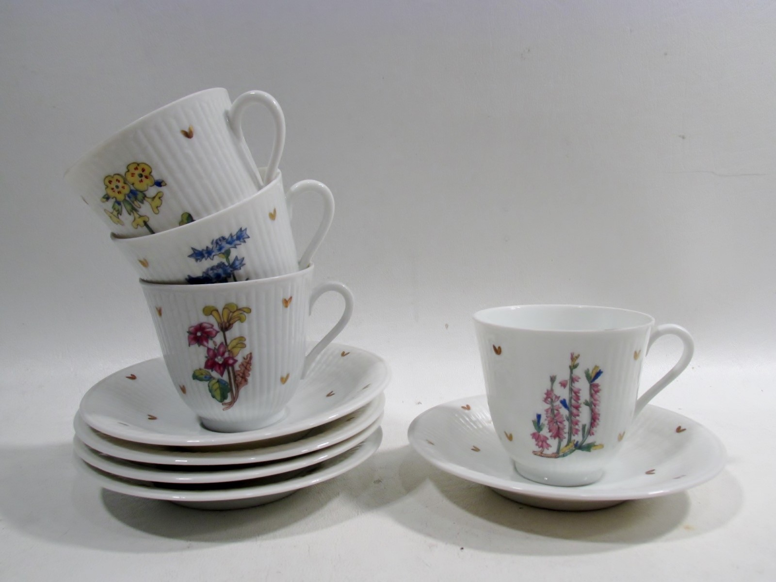 Vtg Rorstrand Sweden Wild Flowers 4 Demitasse Cups & Saucers