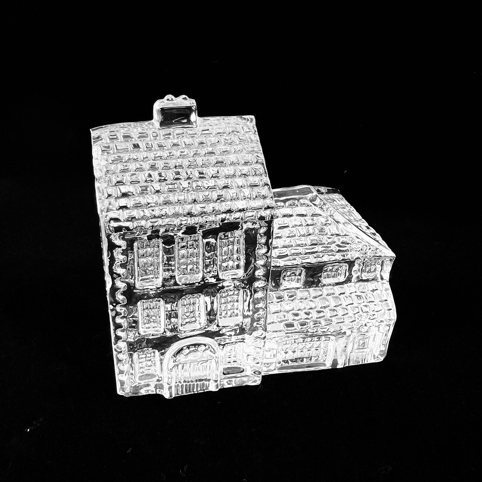 Stamped Waterford Crystal Lismore Village Hotel Paperweight Decoration