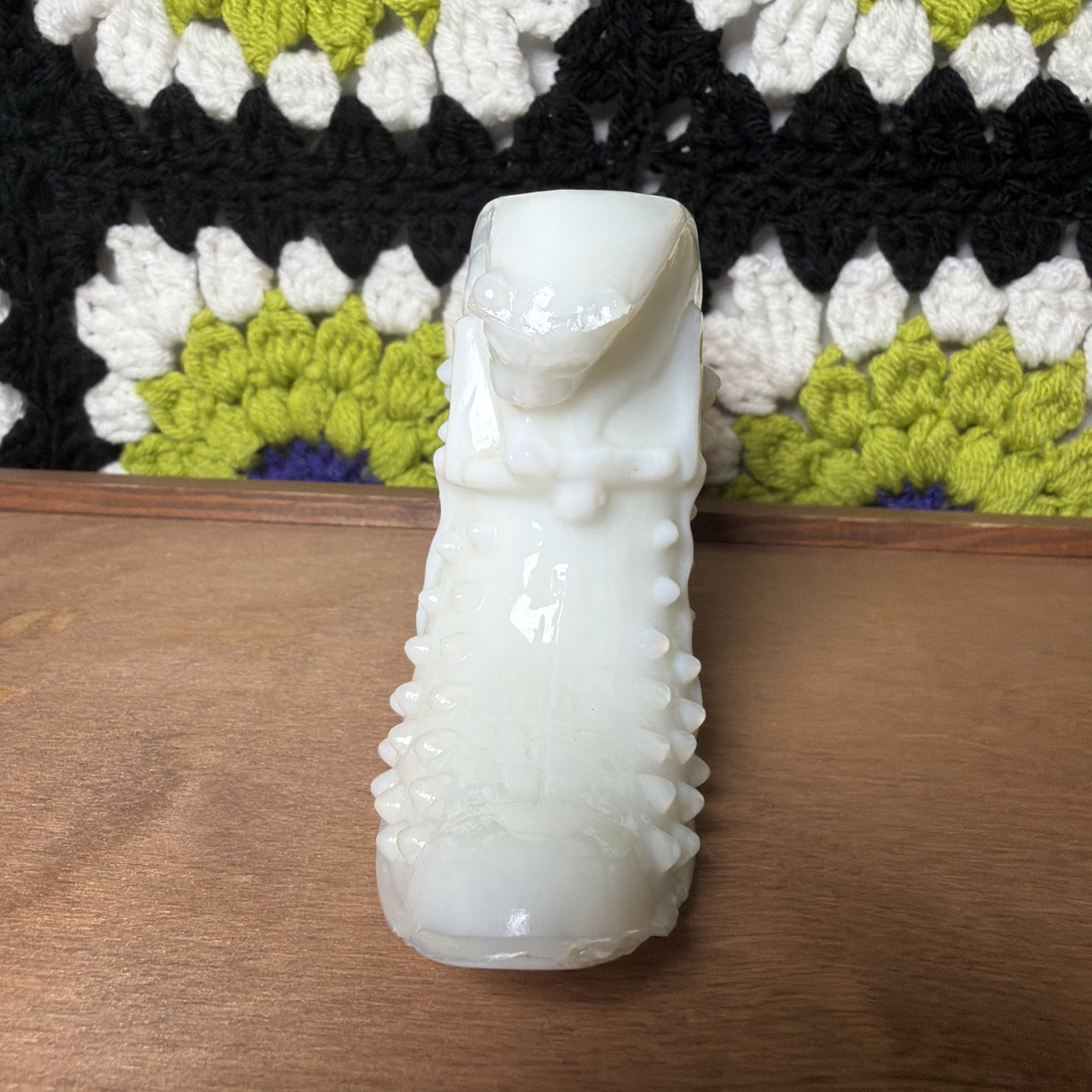 VTG Fenton White Hobnail Milk Glass Cat Head High Heel Slipper Figurine UV Glow