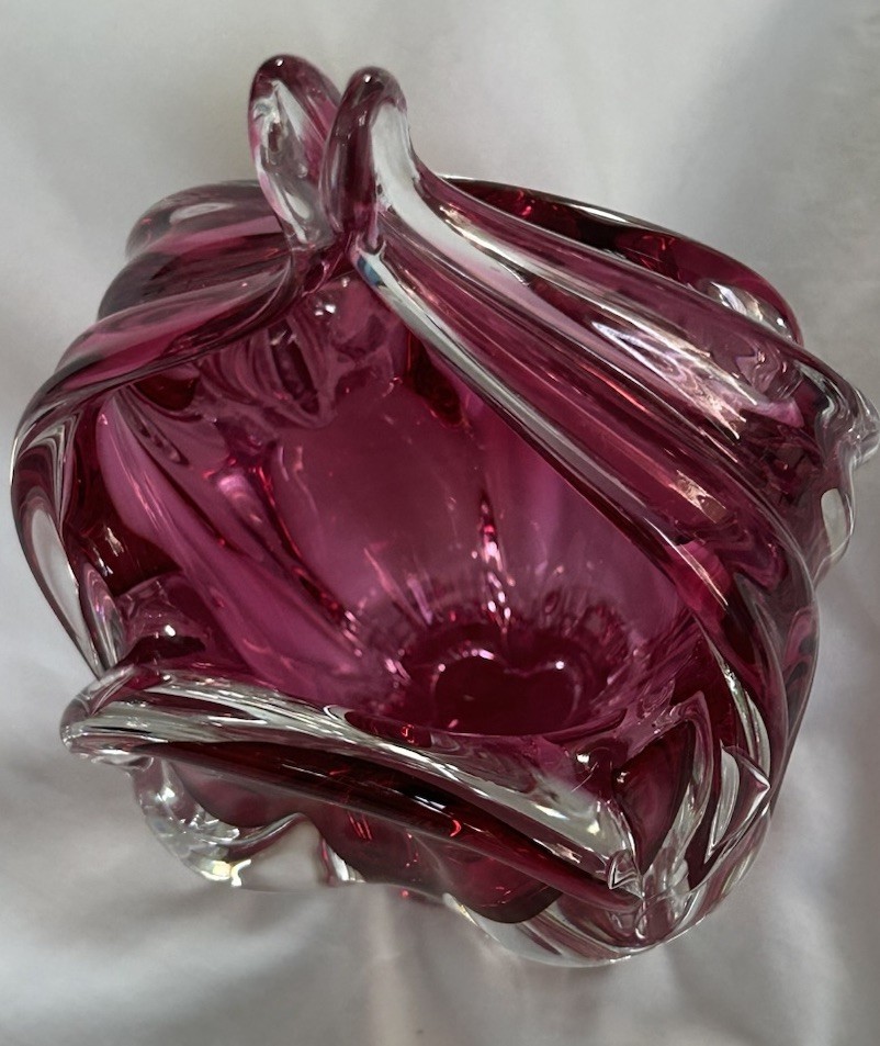 Vintage BOHEMIA Glass Handmade Czech Republic Cranberry 9” Tulip Basket Vase