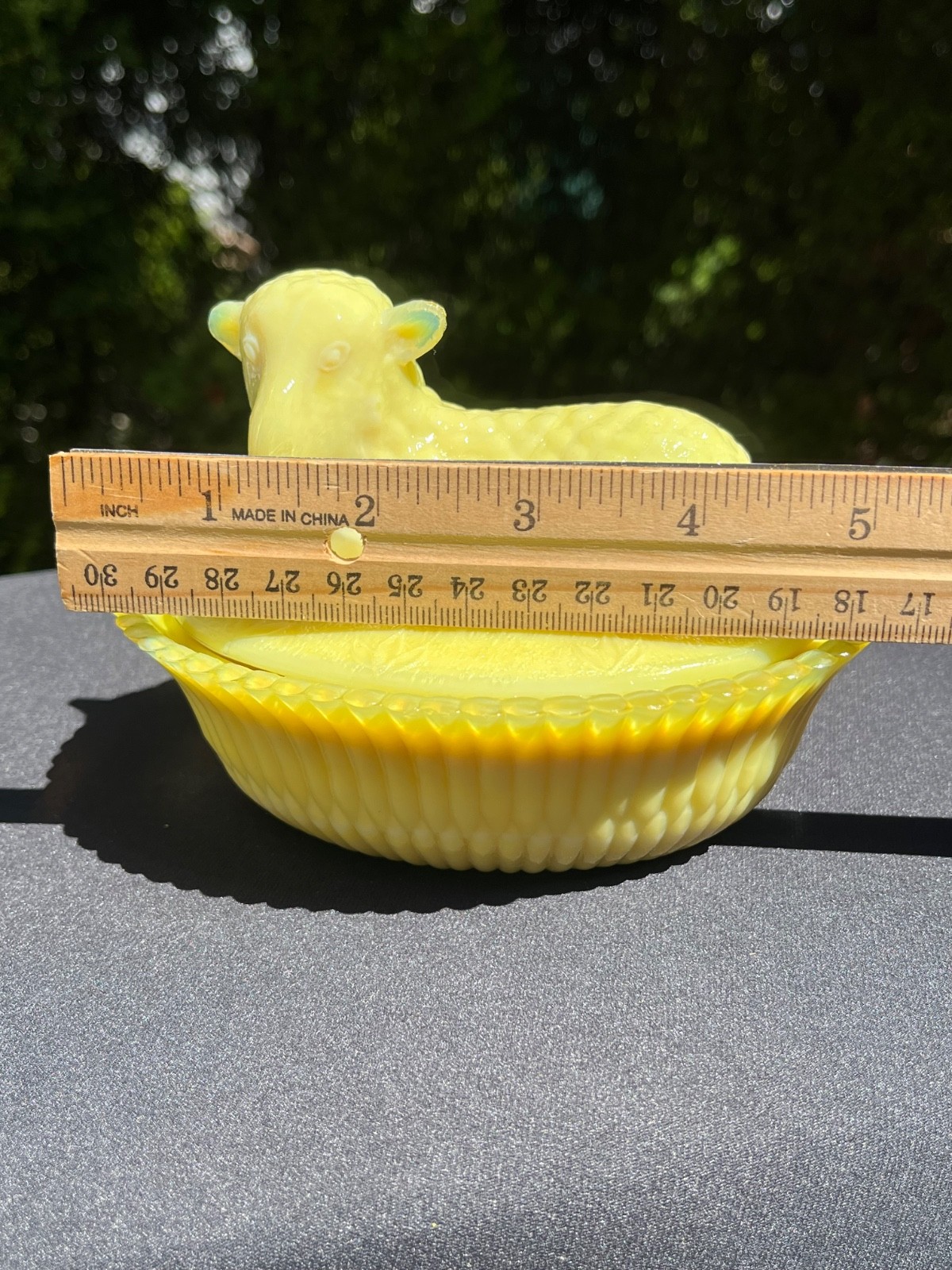 Vintage Degenhart Custard Glass Lamb on Nest Dish Glows Peachy Pink UV Light