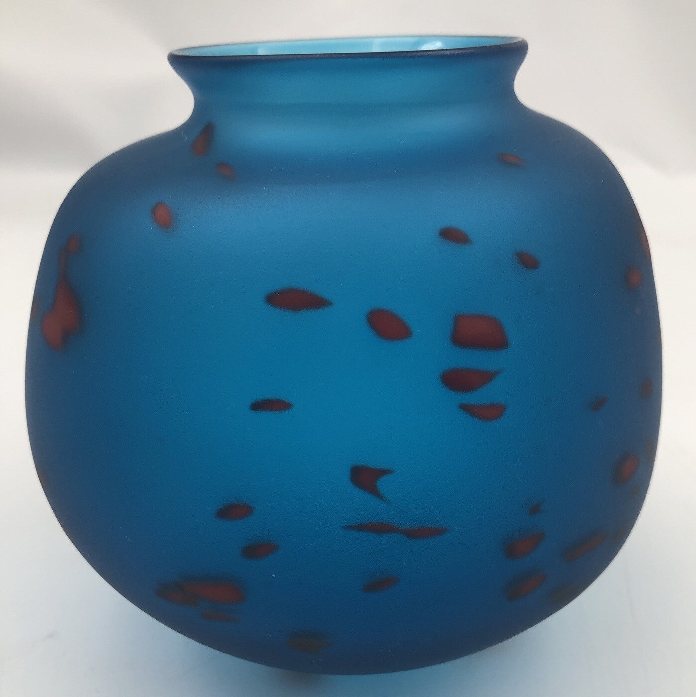 Satin Hand Blown Art Glass Cobalt Blue-Red Round Spherical Orb Vase 5”